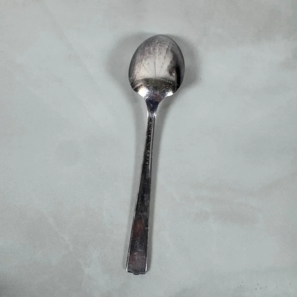Oneida Nobility Plate‎ Silver Plated Bouillon Soup Spoon Caprice Floral Pattern